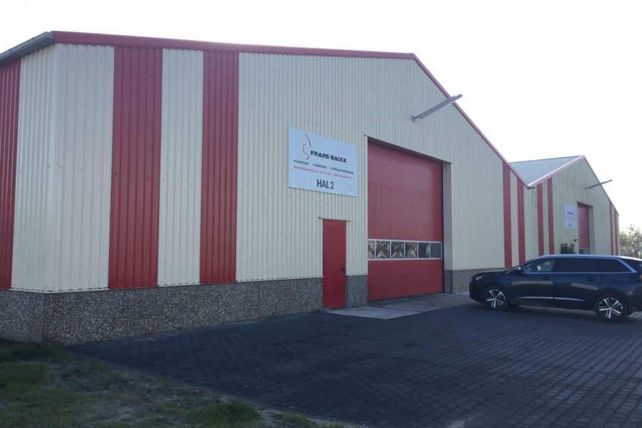 Nieuwbouw van een machinewerkplaats in Rutten